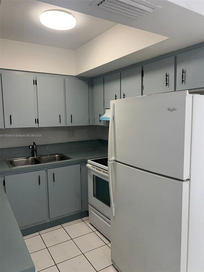 Foto del edificio - 5310 NW 22nd St