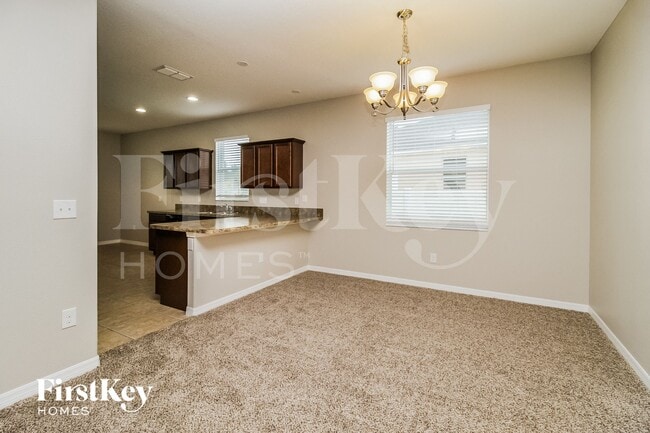 Building Photo - 5820 Coquyt Dr