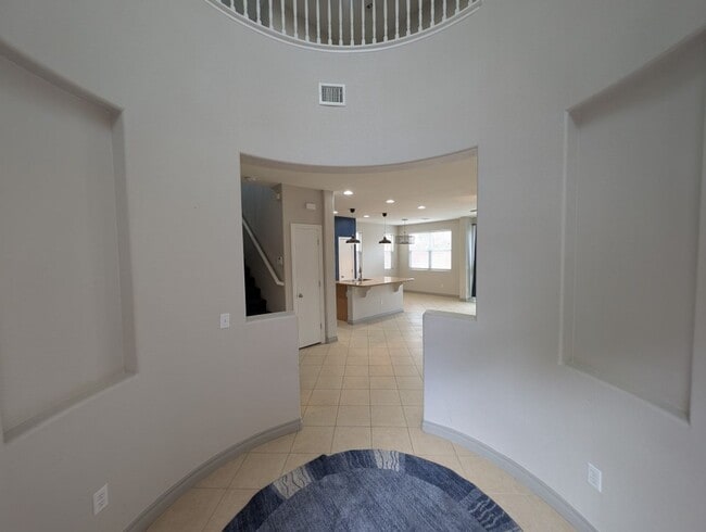 Building Photo - 7550 Morisset Ave