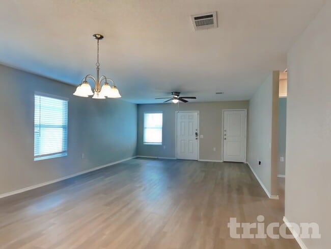 Foto del edificio - 7319 Rosada Way