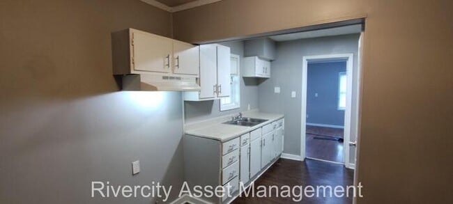 Building Photo - A Must See!!!!!! Section 8 Friendly!!!!
