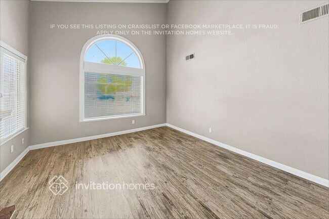 Building Photo - 760 Charwood Cir