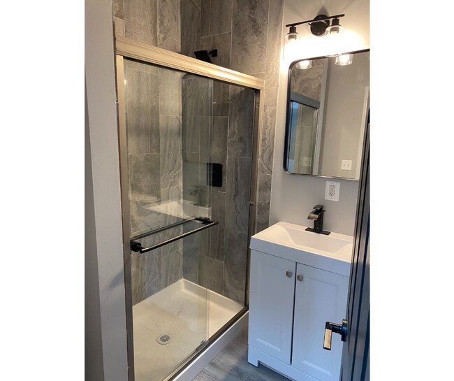 Building Photo - 2103 Belair Rd