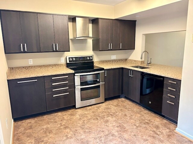 Building Photo - 9625 Lambeth Ct