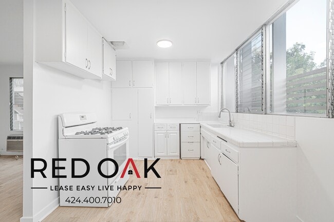 Foto del edificio - 1403 Tamarind Ave