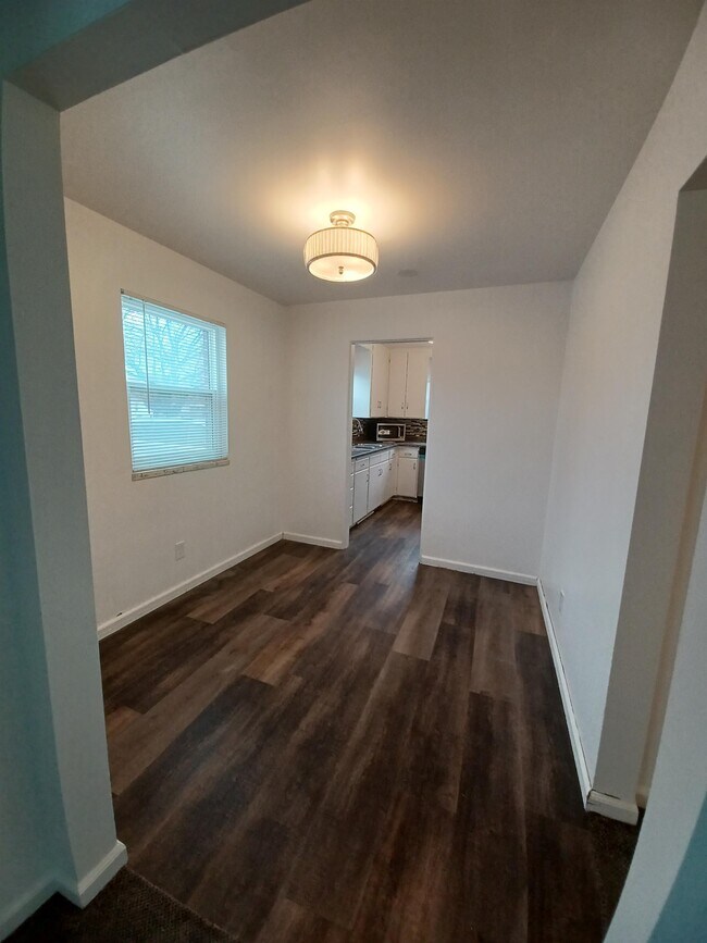 Building Photo - 485 N 100 E