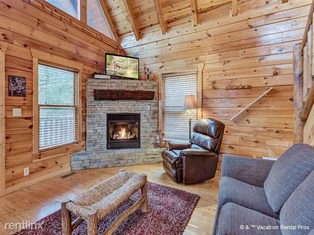 Building Photo - 2251 Upper Middle Creek Rd