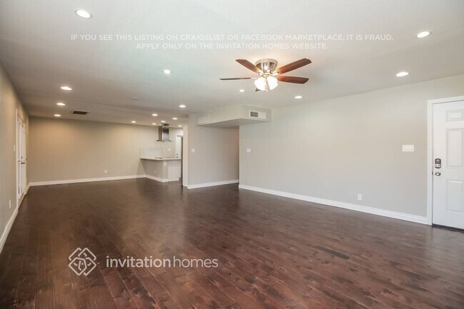 Foto del edificio - 8516 E Cambridge Ave