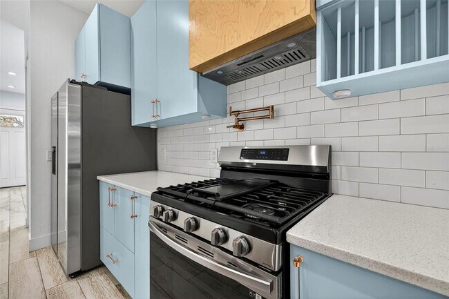 Foto del edificio - 611 24th Ave N