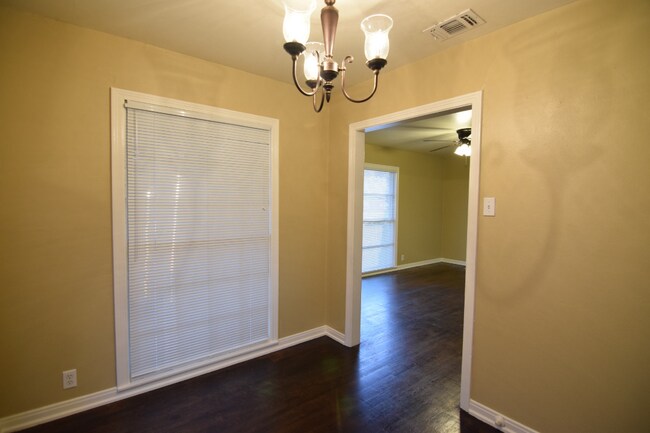 Foto del edificio - 1810 S 9th St