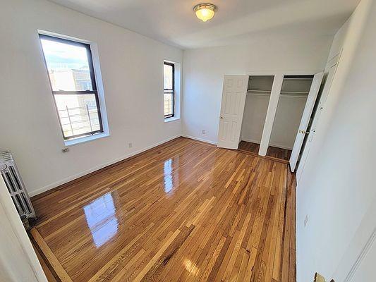 Foto del edificio - 1 bedroom in BRONX NY 10456