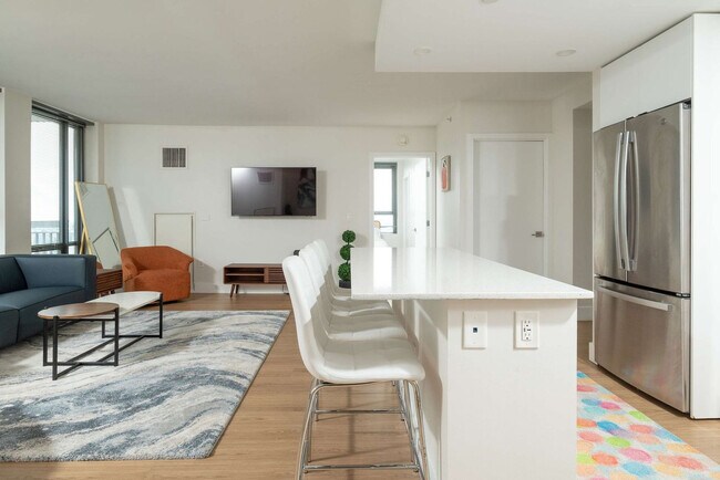 Foto del edificio - 677-679-679 Washington St