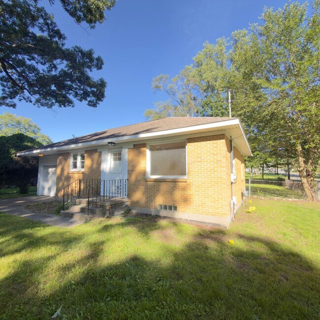Foto del edificio - 2789 Thornapple River Dr SE