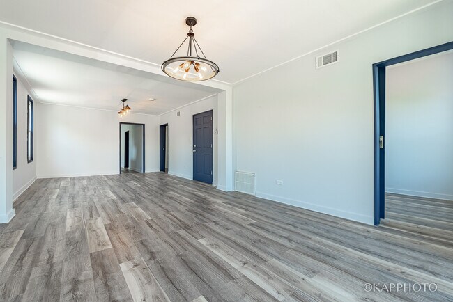 Foto del edificio - 3509 W Shakespeare Ave