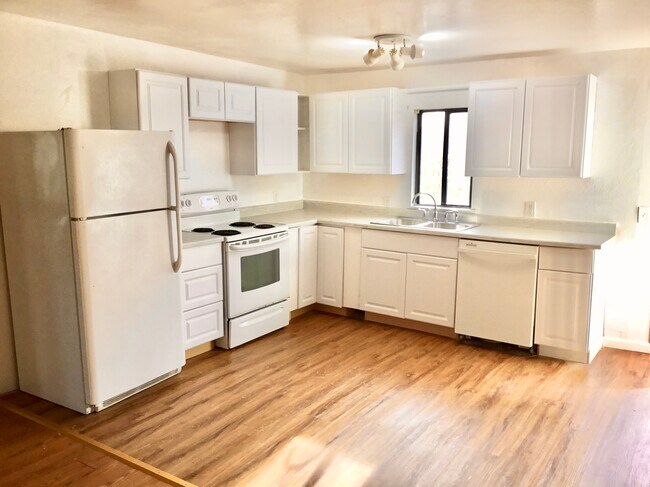 Foto del edificio - 1134 Oro Dam Boulevard West