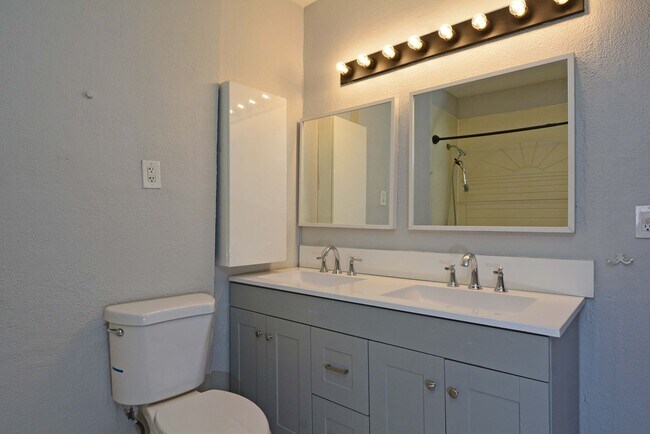 Building Photo - 1539 6th - BRRE