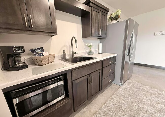 Foto del edificio - 921 Haley