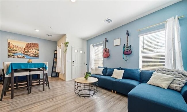 Building Photo - 495 Blue Ridge Cove Ct