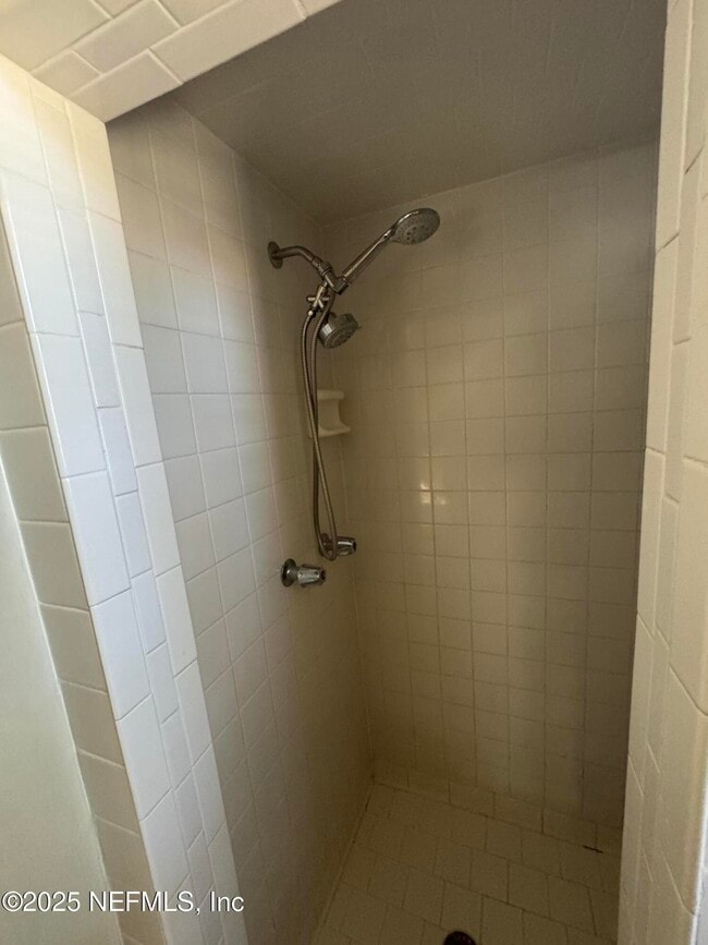 Foto del edificio - 1604 Cherry St