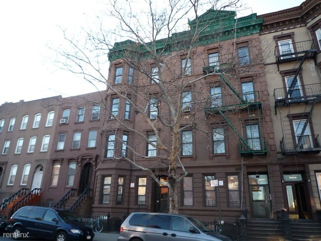 Building Photo - 1028 Bedford Ave