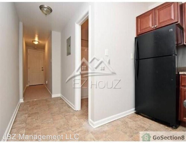 Foto del edificio - 1421 Clarkview Rd