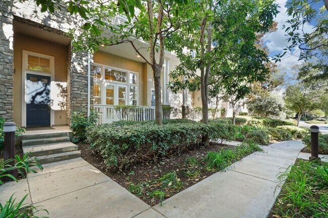 Building Photo - 6240 Seabourne Dr