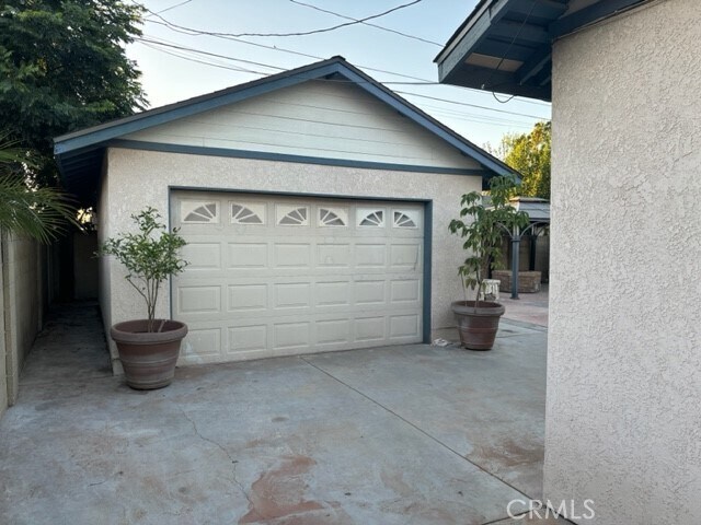 Foto del edificio - 14609 Fairford Ave