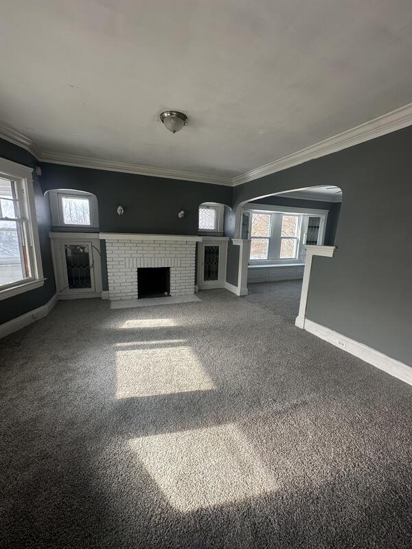 Foto principal - 12007 Parkview Ave