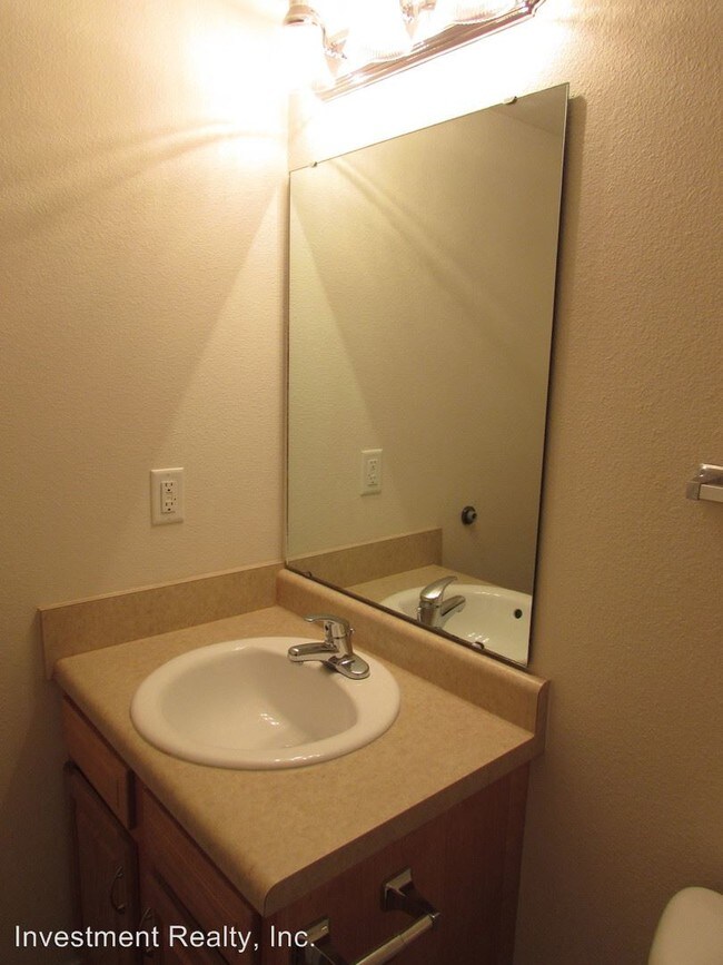 Foto del edificio - 104 Andrews Dr