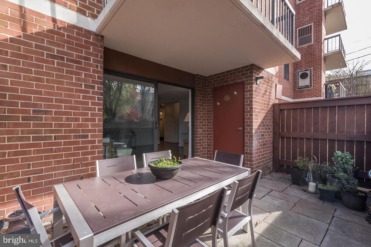 2320 Wisconsin Ave NW Unit 113, Washington, DC 20007 Apartment for