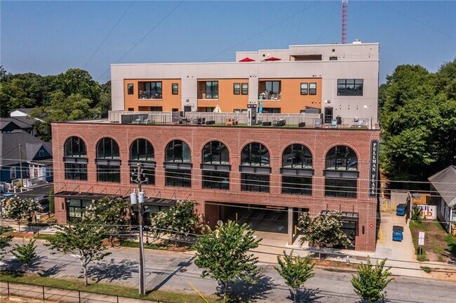 Foto del edificio - 112 Rogers St NE