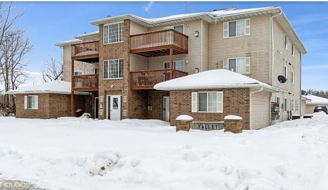 Photo - 605 Kimberlite St Apartment