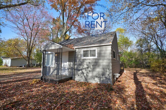 Foto del edificio - 2429 Lincoln Manor Dr