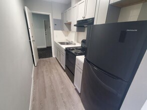 Building Photo - 760 Cummins Hwy