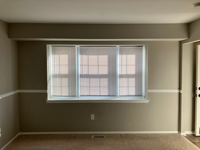 Foto del edificio - Amazing 5 BR/3.5 Single-Family Home in Bowie!