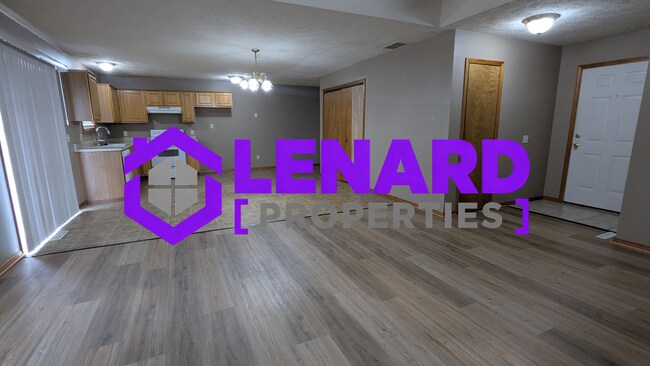 Foto del edificio - 553 N Chandler Ave