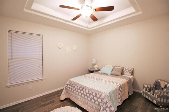 Foto del edificio - 2011 Stardust Ln