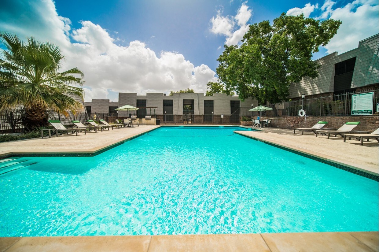 Jewel Apartments Austin, TX