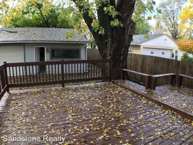 Building Photo - 3 br, 2 bath House - 3945 Trowbridge Ave