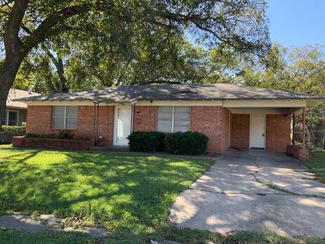 Primary Photo - Good looking, updated 2 bedroom close to c...