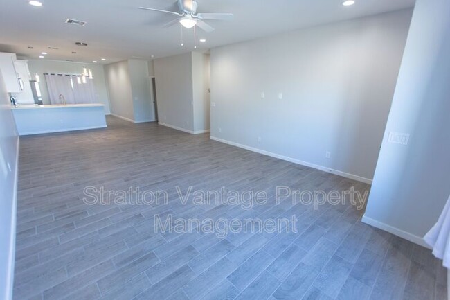 Foto del edificio - 3455 W Madera Dr