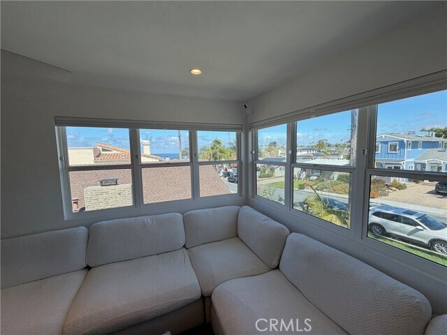 Foto del edificio - 225 Calle Serena