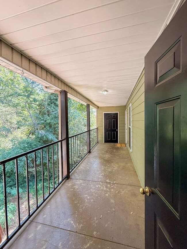 Building Photo - 832 Tillman Place