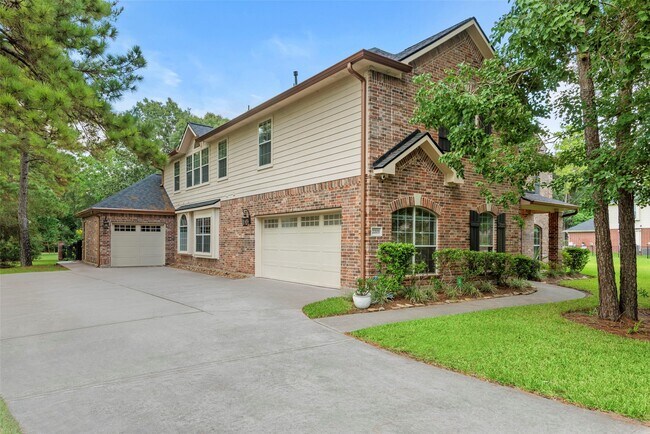 Building Photo - 2203 Sekola Ln