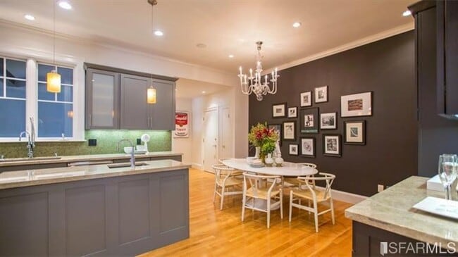 Foto del edificio - 2878 Washington St