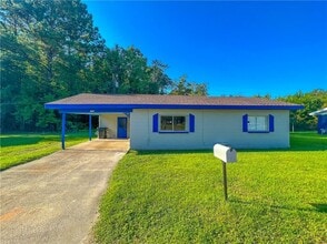 Building Photo - 226 Hildersheim Dr