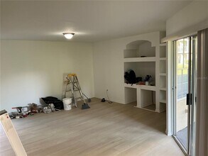 Building Photo - 7350 Westpointe Blvd