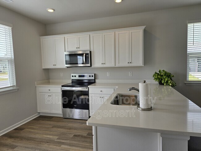 Foto del edificio - 77 Bonaparte St