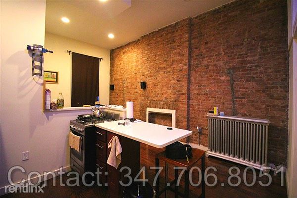 Building Photo - 1014 Bedford Ave