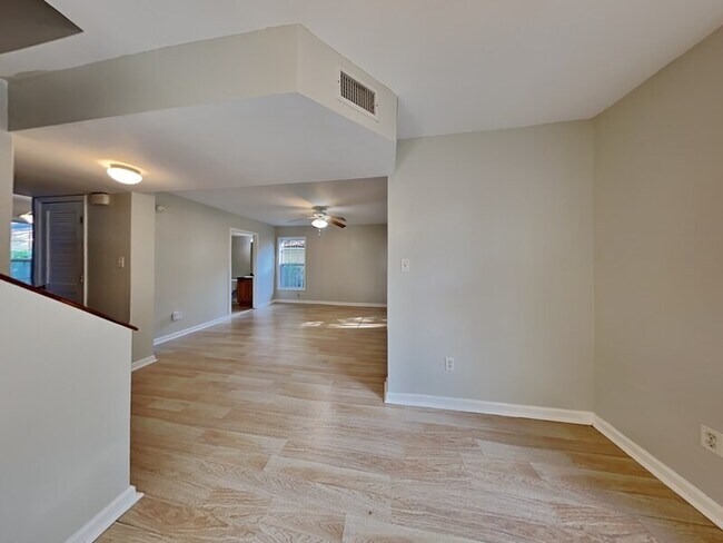 Foto del edificio - 838 S Parramore Ave